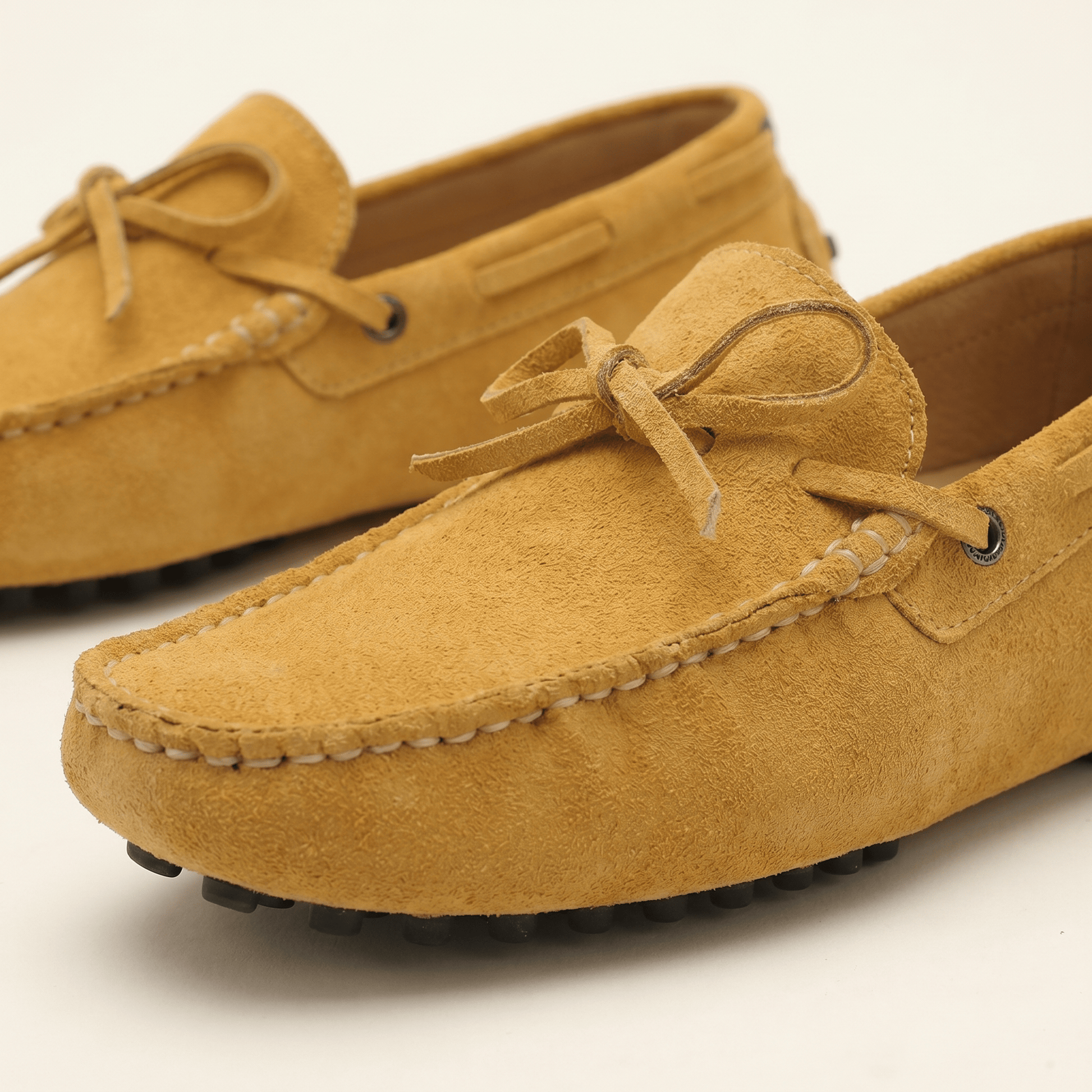 Mocassin à Picots en Daim avec Lacets Décoratifs
