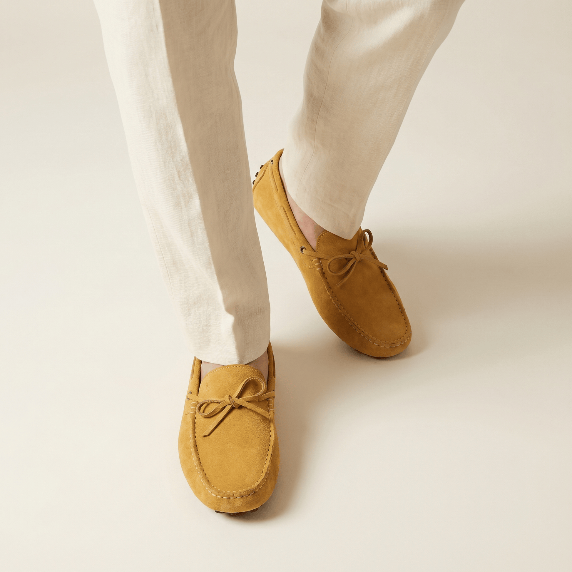 Mocassin à Picots en Daim avec Lacets Décoratifs