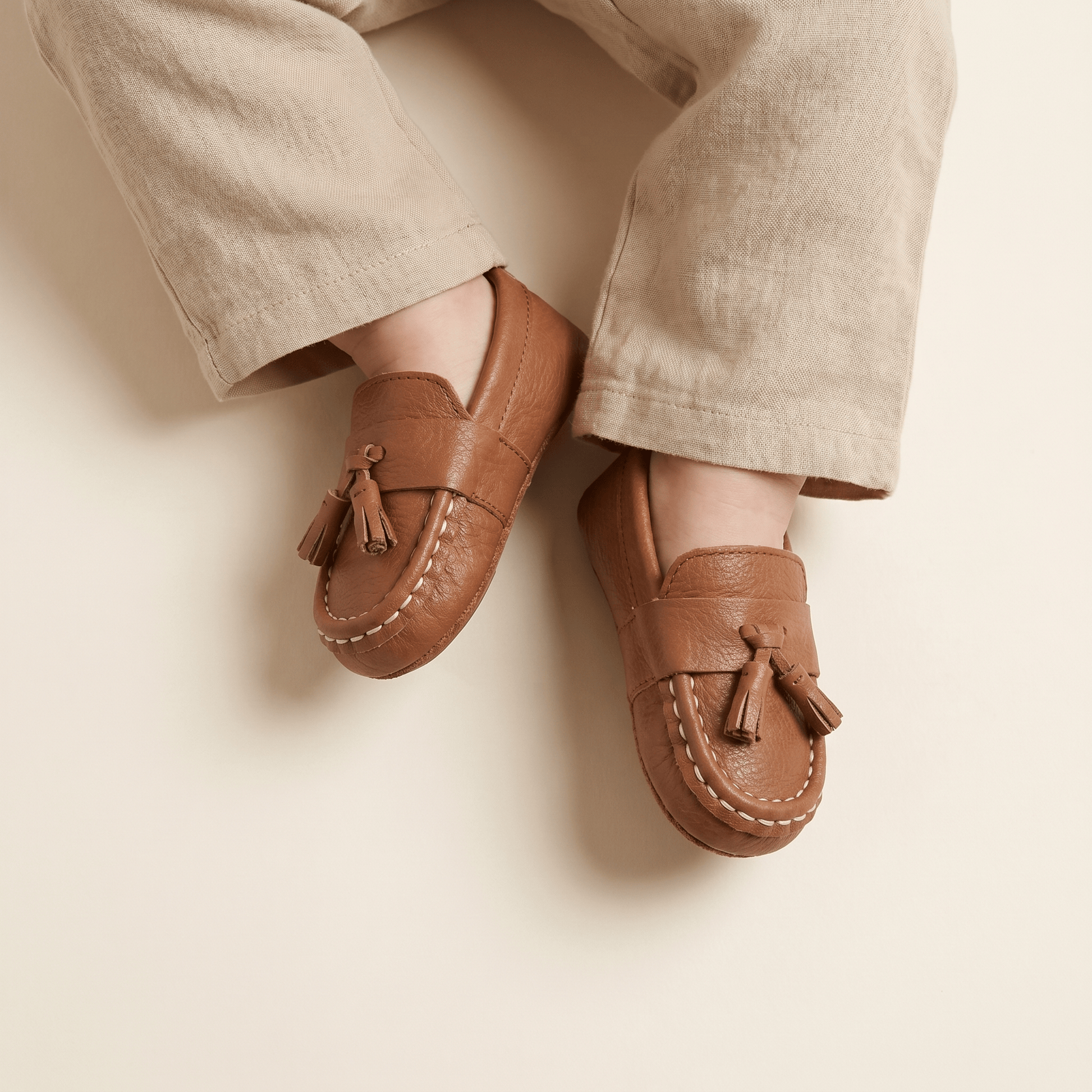 Mocassin Bébé à Glands en Cuir