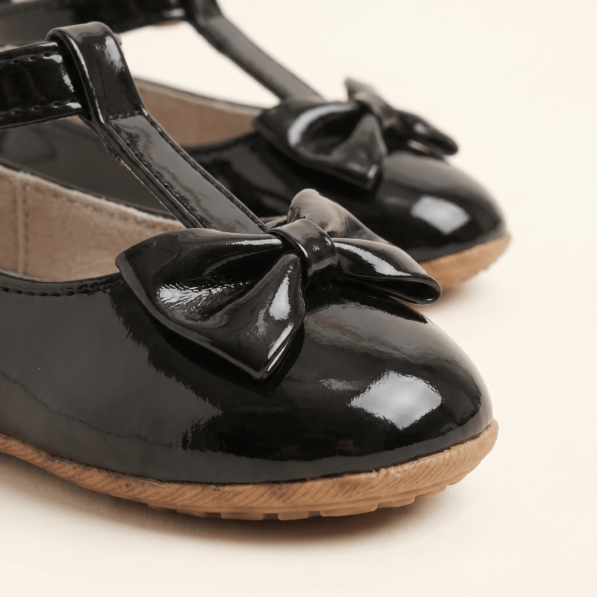 Mocassin Bébé Fille à Nœud Papillon en Cuir Verni