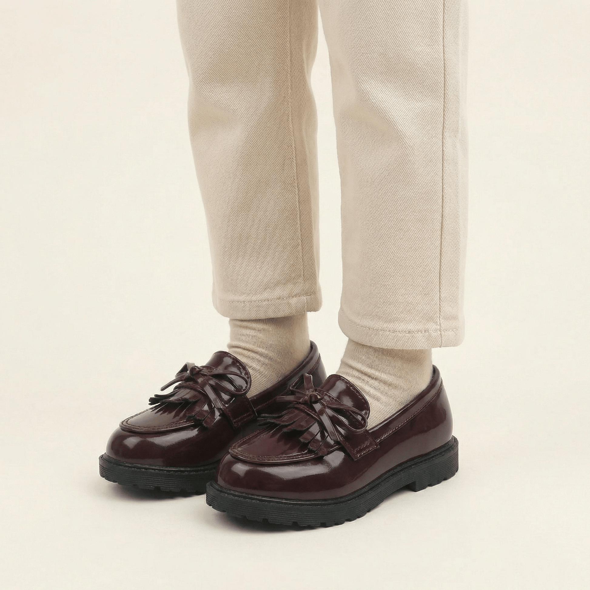 Mocassin Enfant Vernis avec Lacets Décoratifs