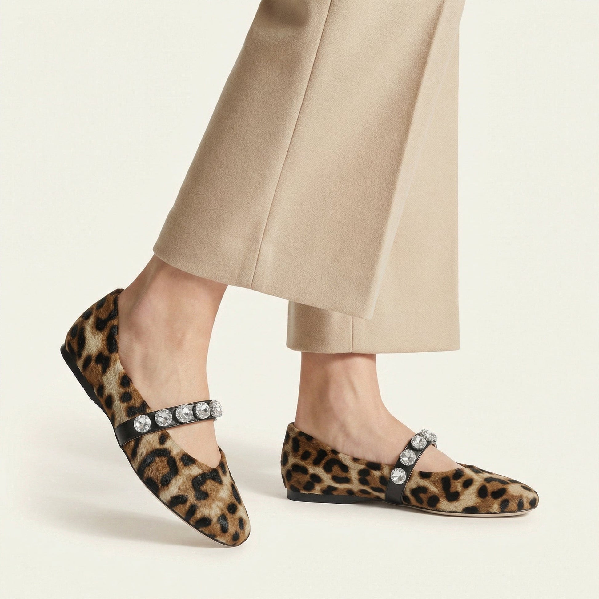 Mocassin Femme Léopard à Bride Bijou