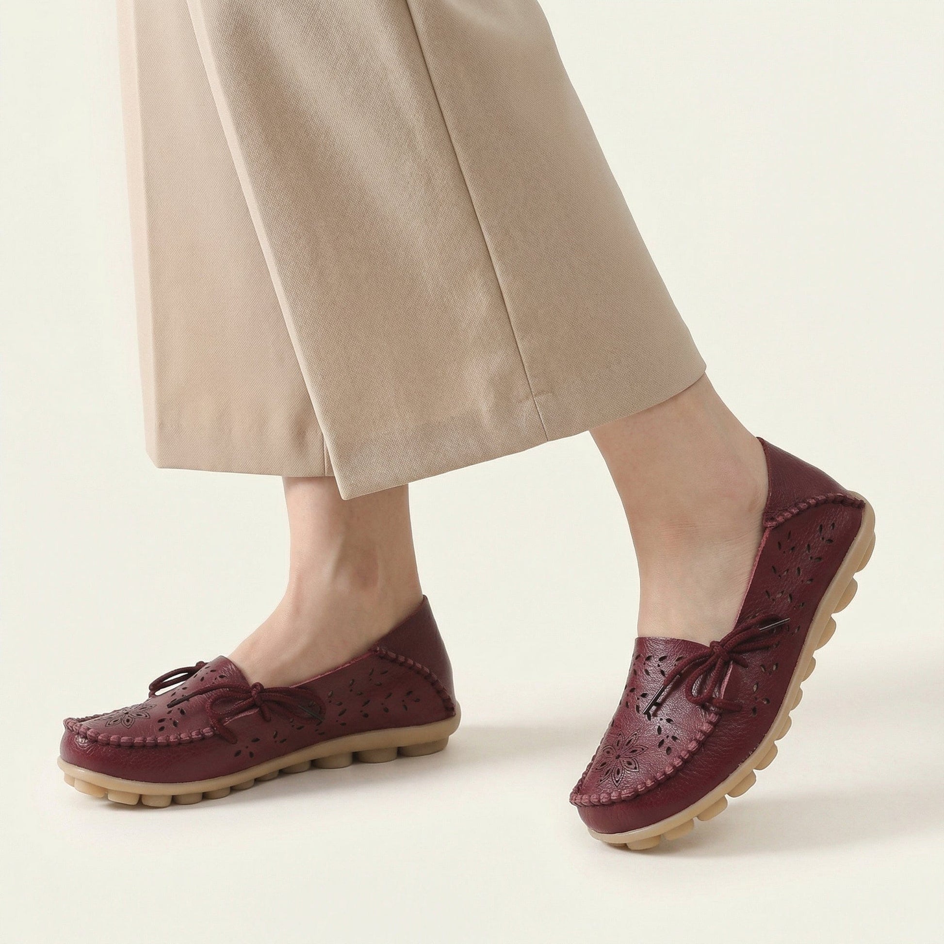 Mocassin Femme Perforé avec Lacets et Picots