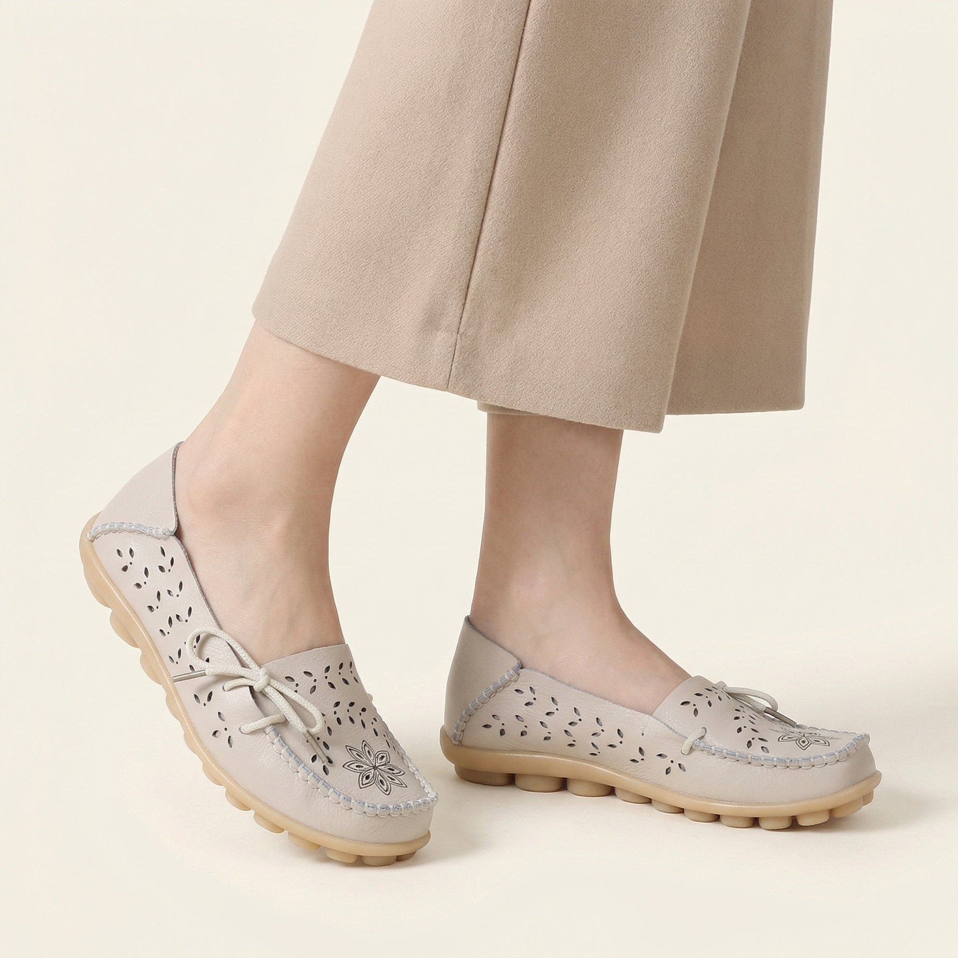 Mocassin Femme Perforé avec Lacets et Picots