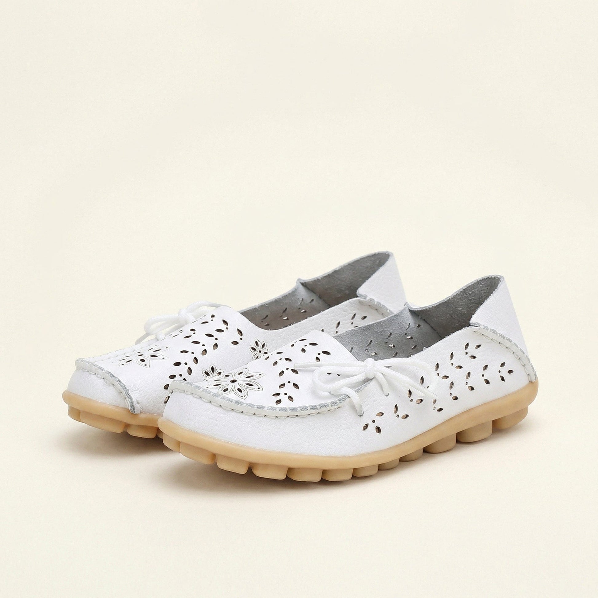 Mocassin Femme Perforé avec Lacets et Picots