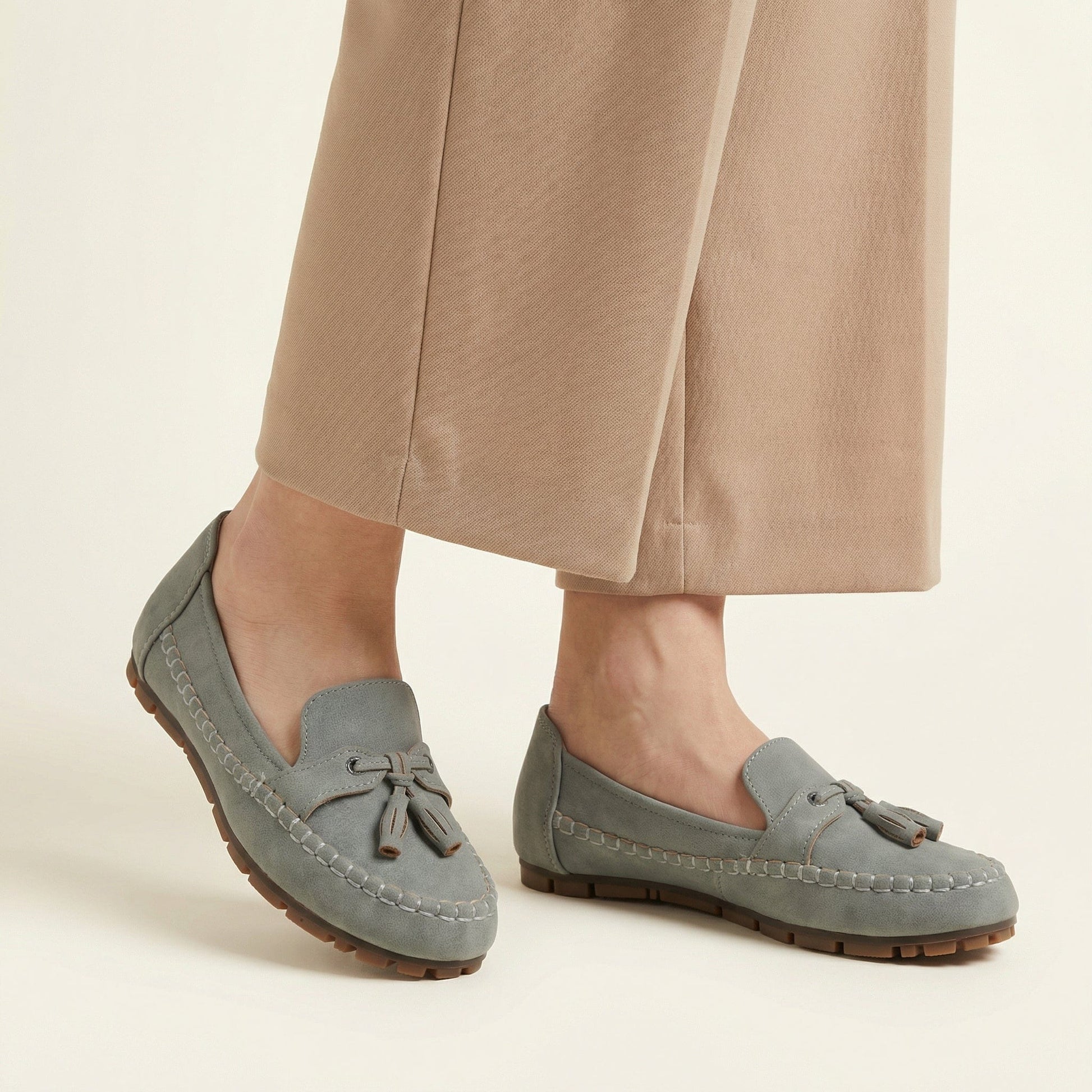 Mocassin Femme Plat à Pampilles
