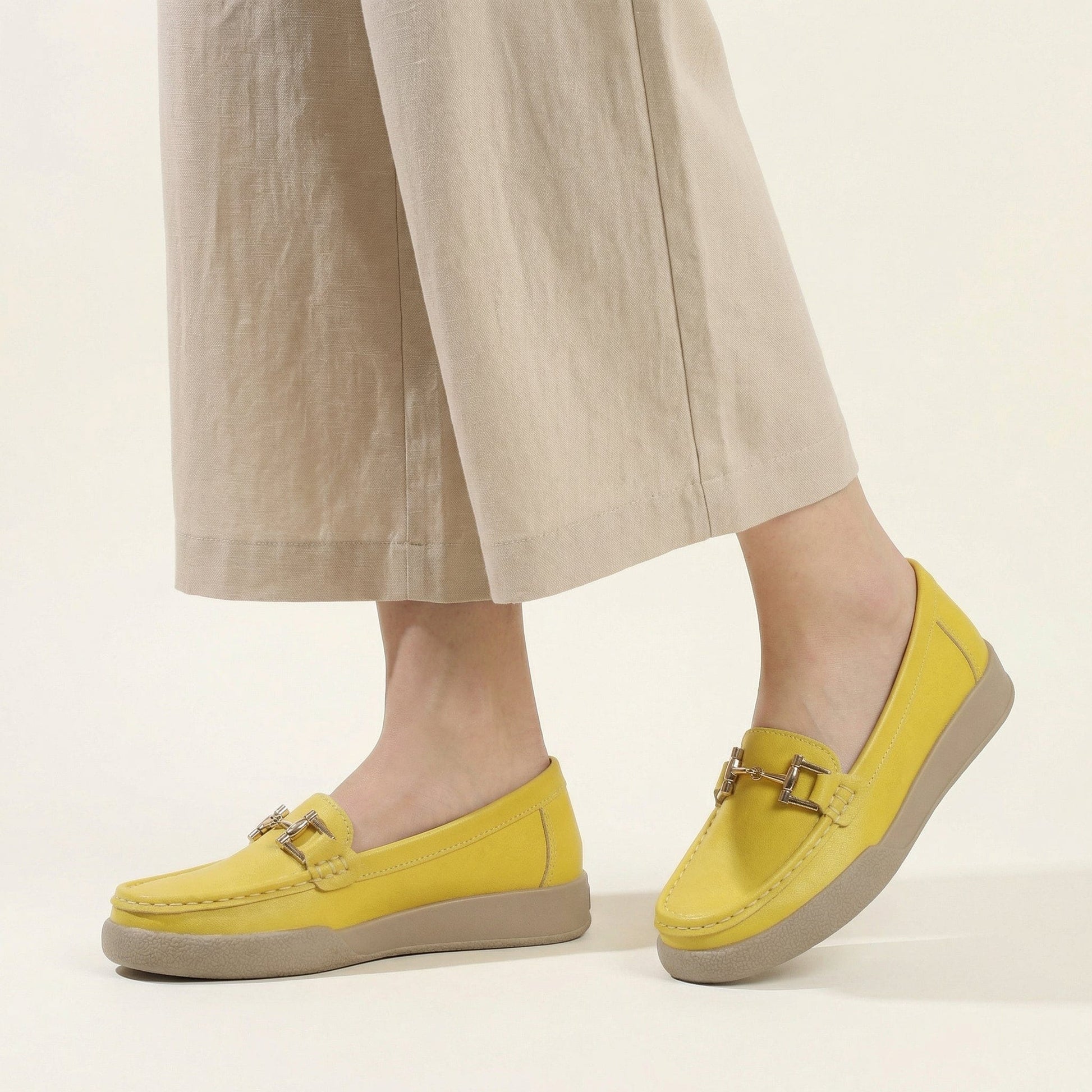 Mocassin Femme Uni à Mors en Cuir