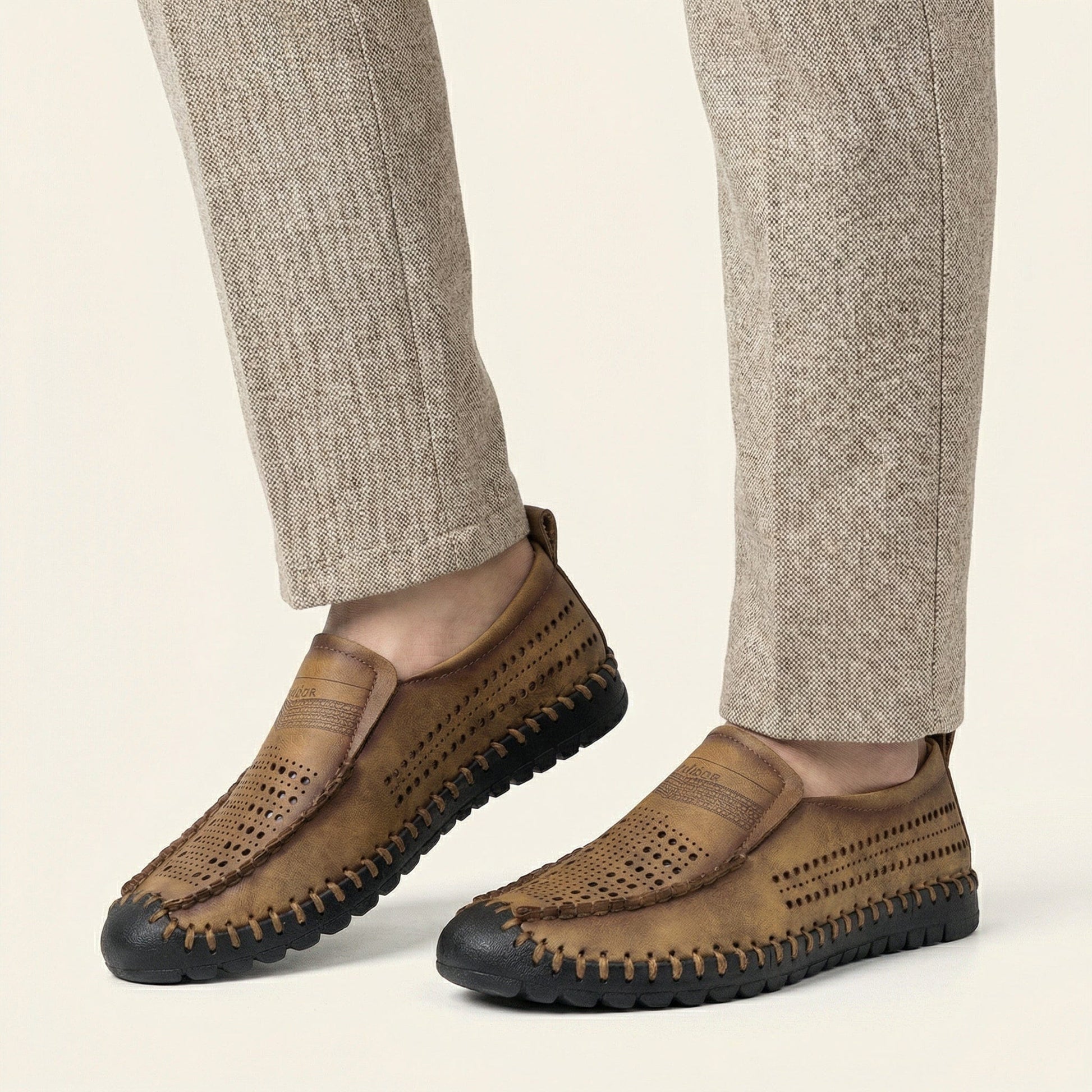 Mocassin Homme de Conduite en Cuir Perforé Souple