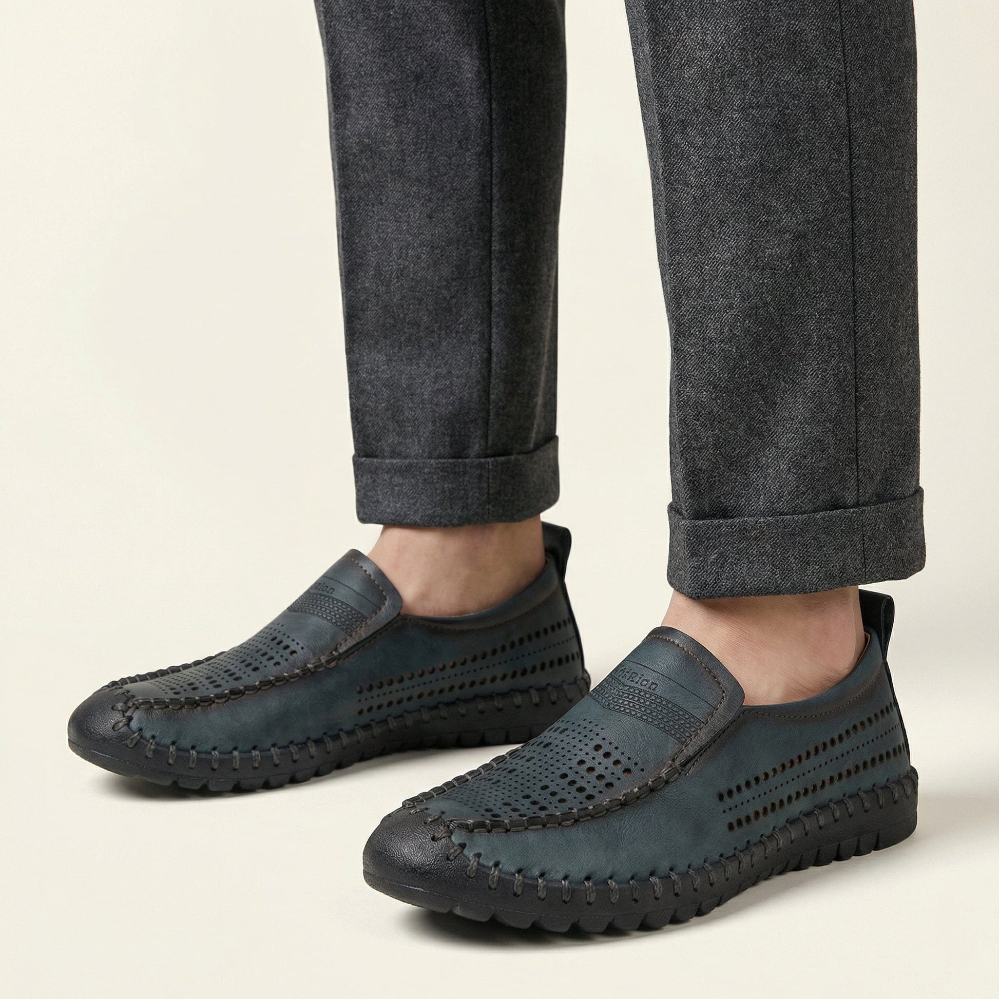 Mocassin Homme de Conduite en Cuir Perforé Souple