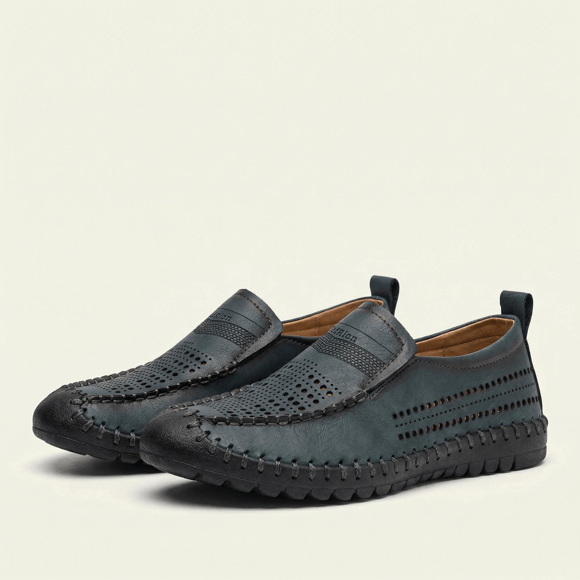 Mocassin Homme de Conduite en Cuir Perforé Souple