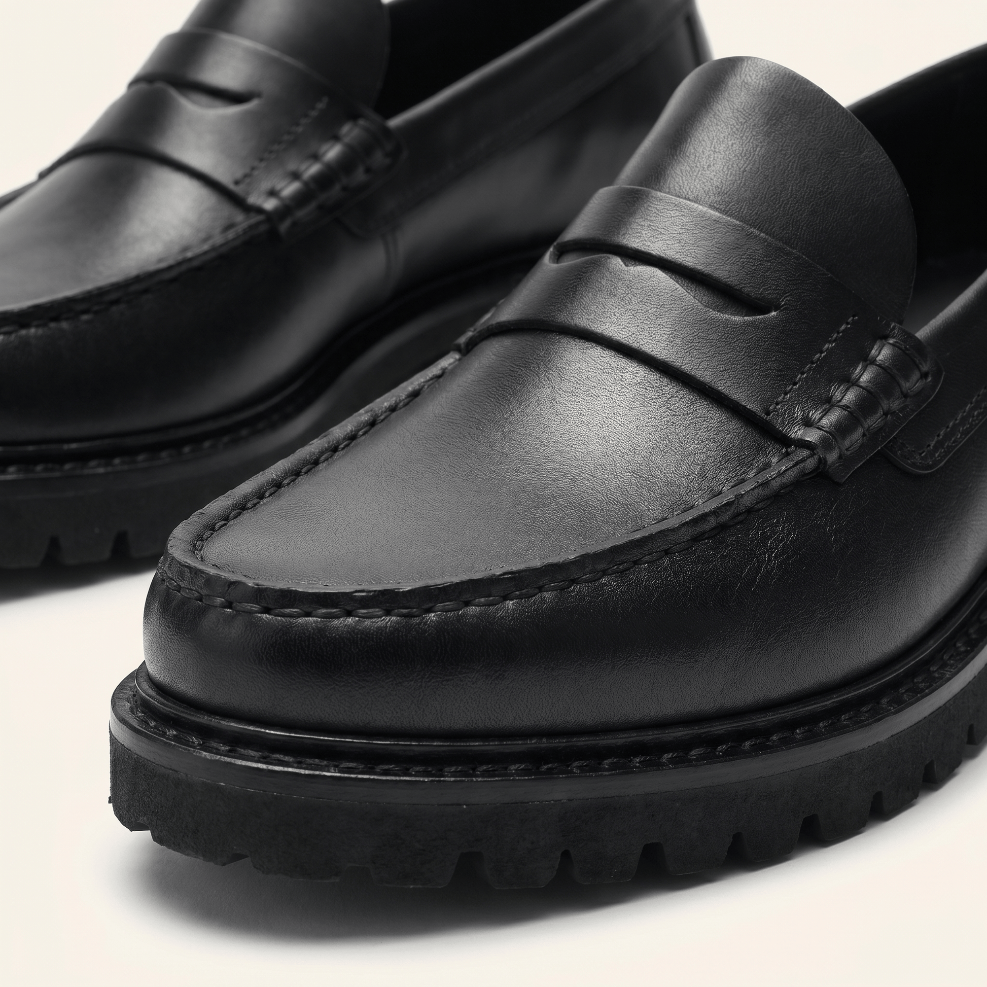 Mocassin Homme Penny Loafer à Semelle Crantée en Cuir