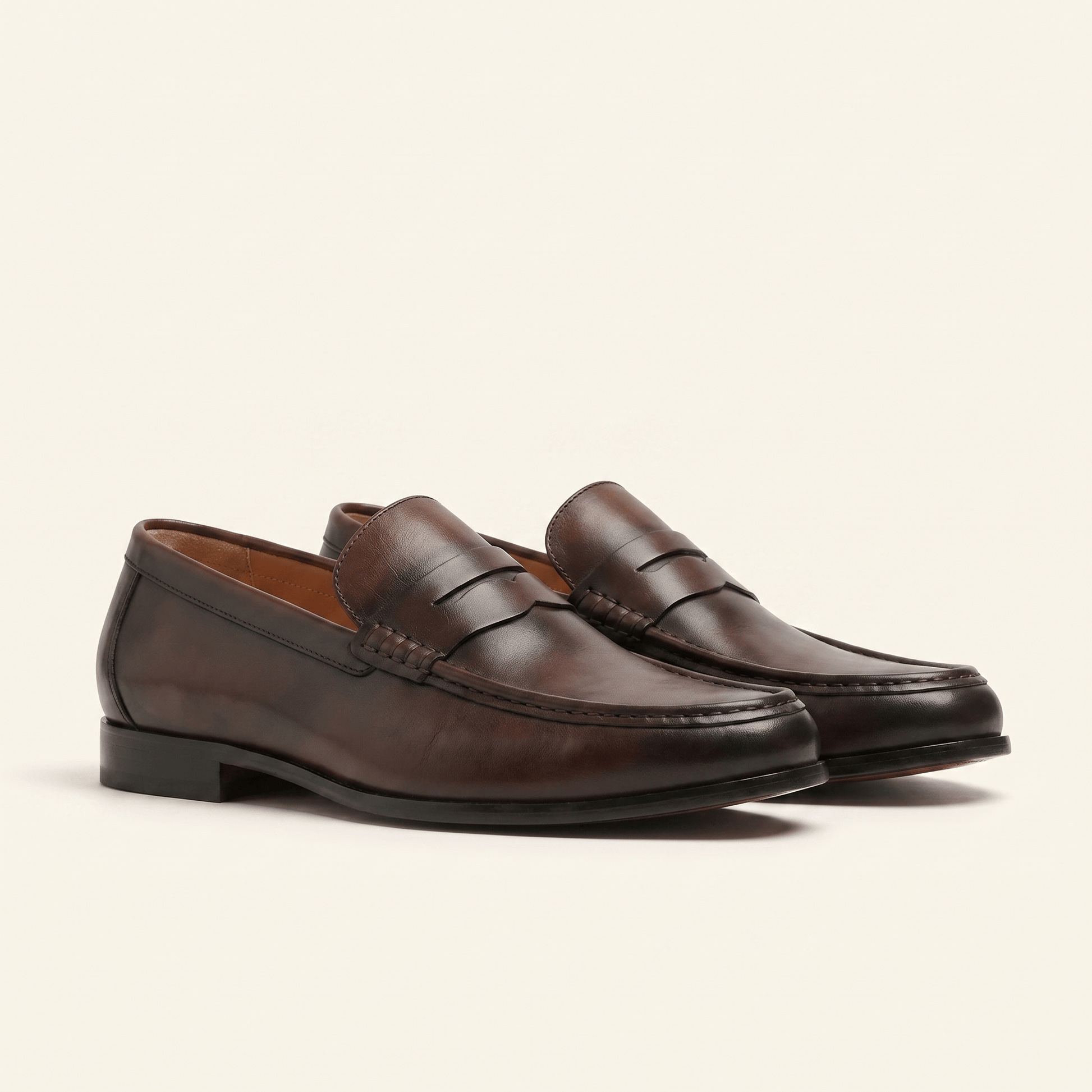 Mocassin Femme en Suédine à Couture Contrastée