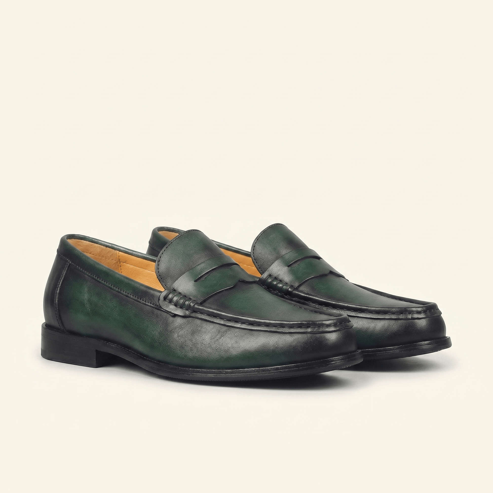 Mocassin Femme en Suédine à Couture Contrastée