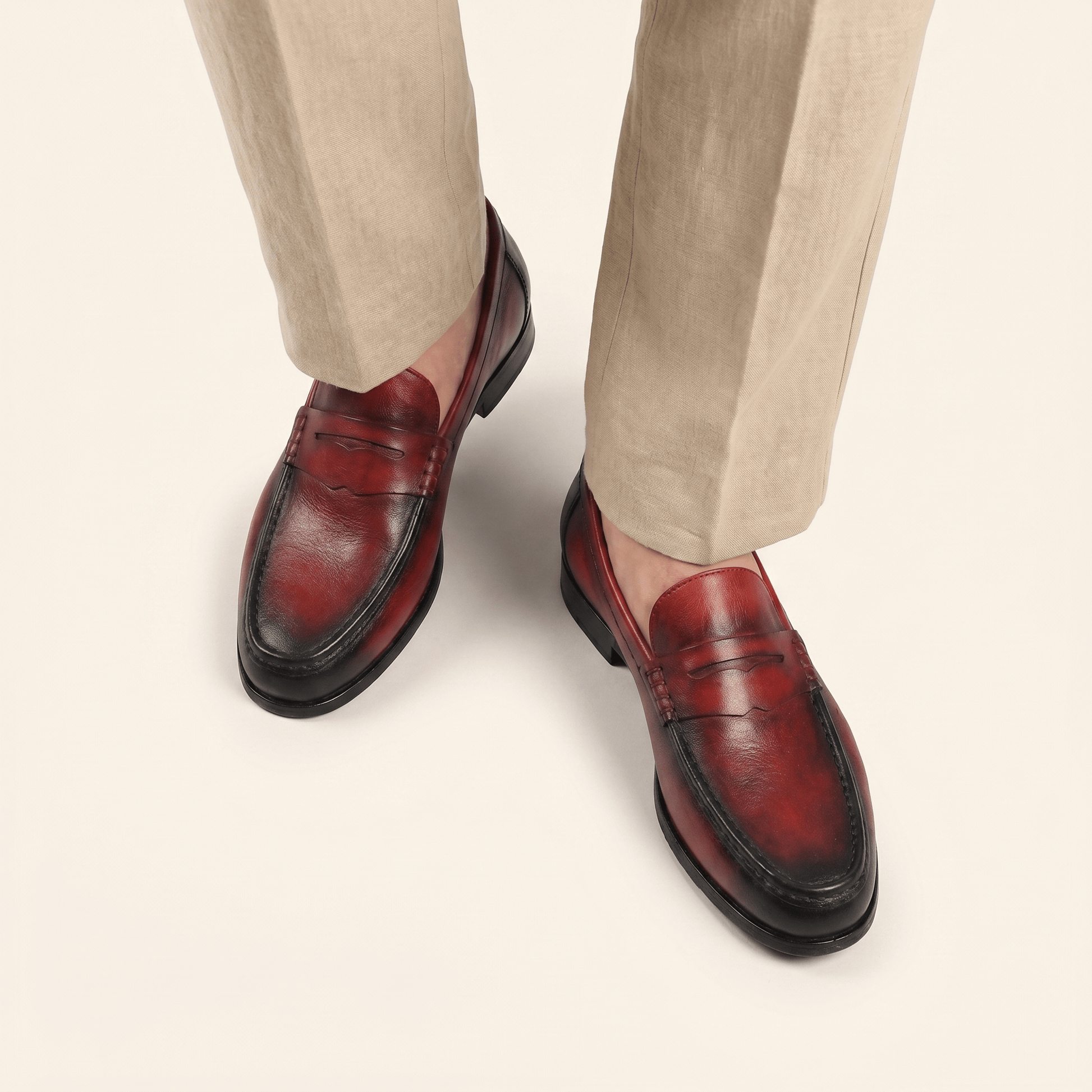 Mocassin Femme en Suédine à Couture Contrastée
