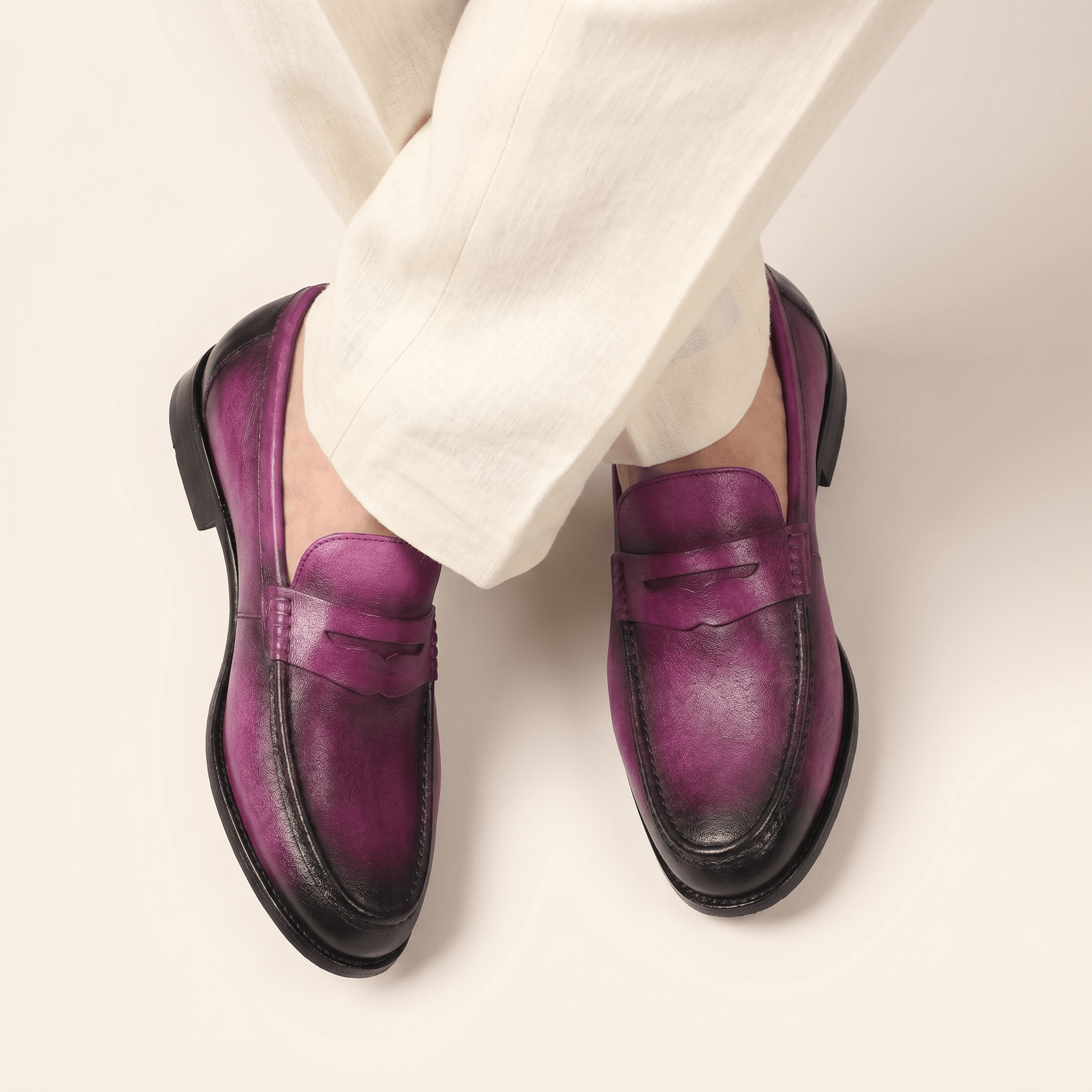 Mocassin Femme en Suédine à Couture Contrastée