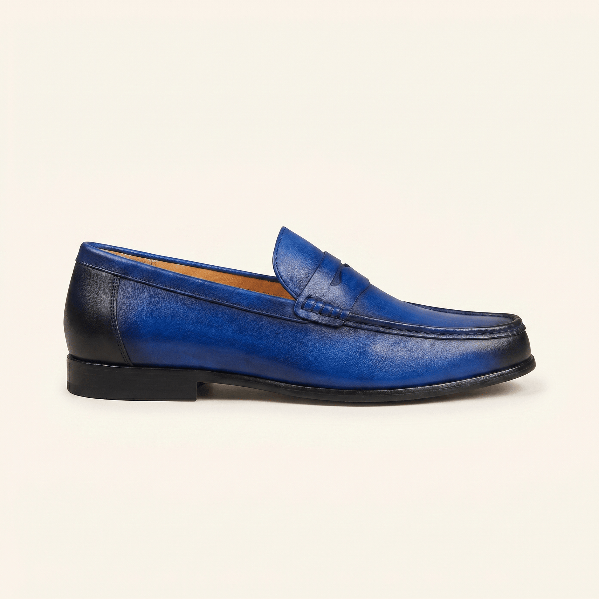 Mocassin Femme en Suédine à Couture Contrastée