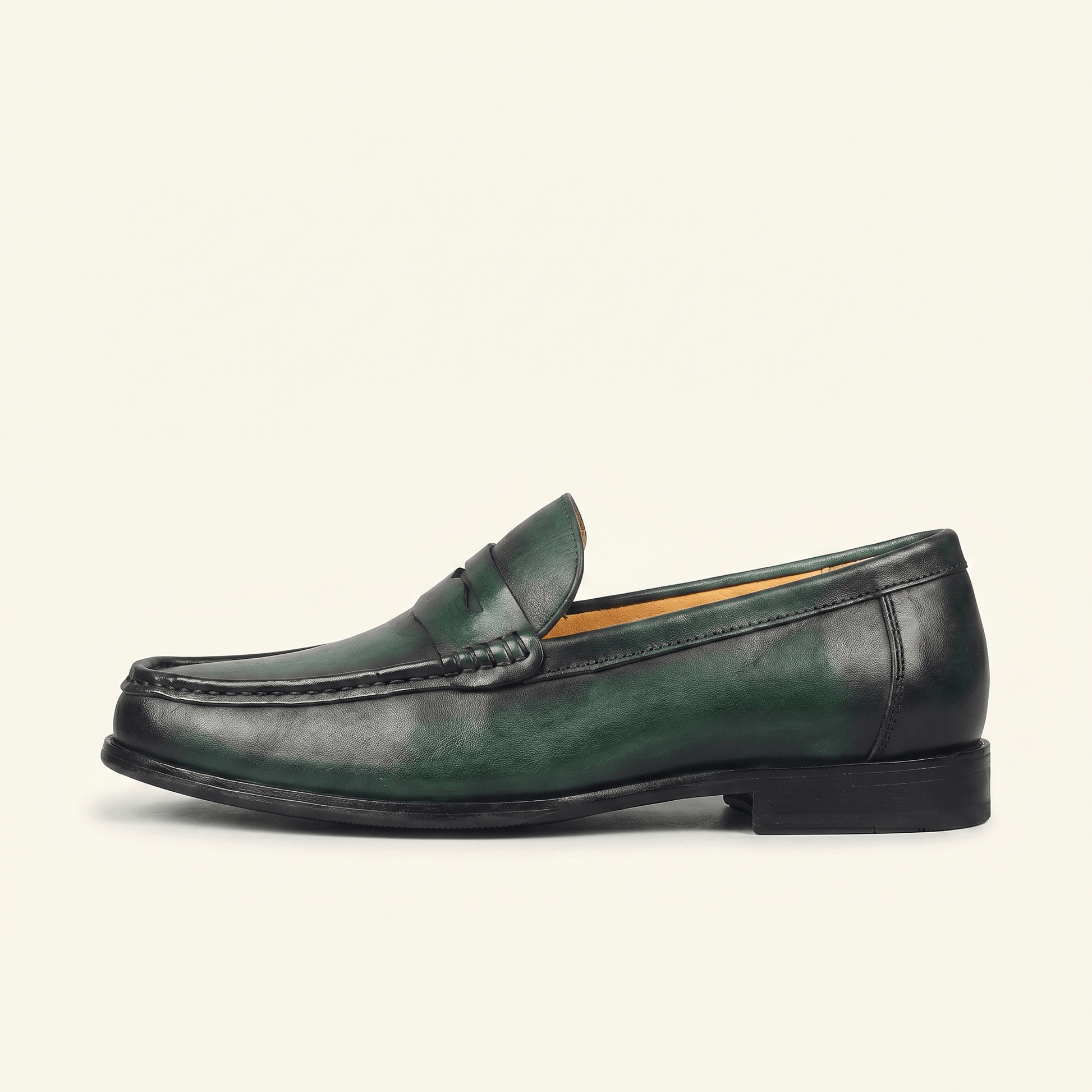 Mocassin Femme en Suédine à Couture Contrastée