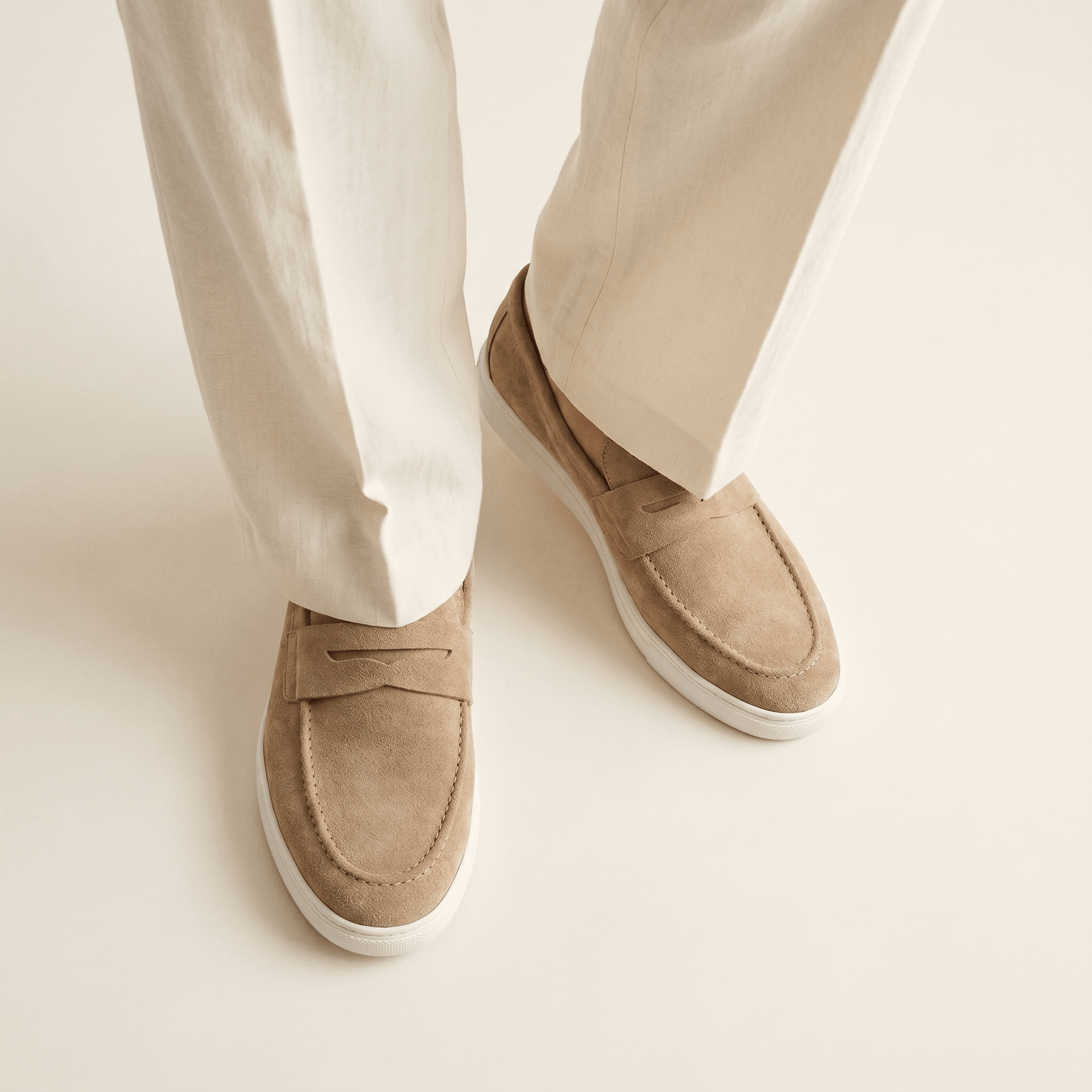 Mocassin Homme Penny Loafer en Daim à Semelle Contrastée