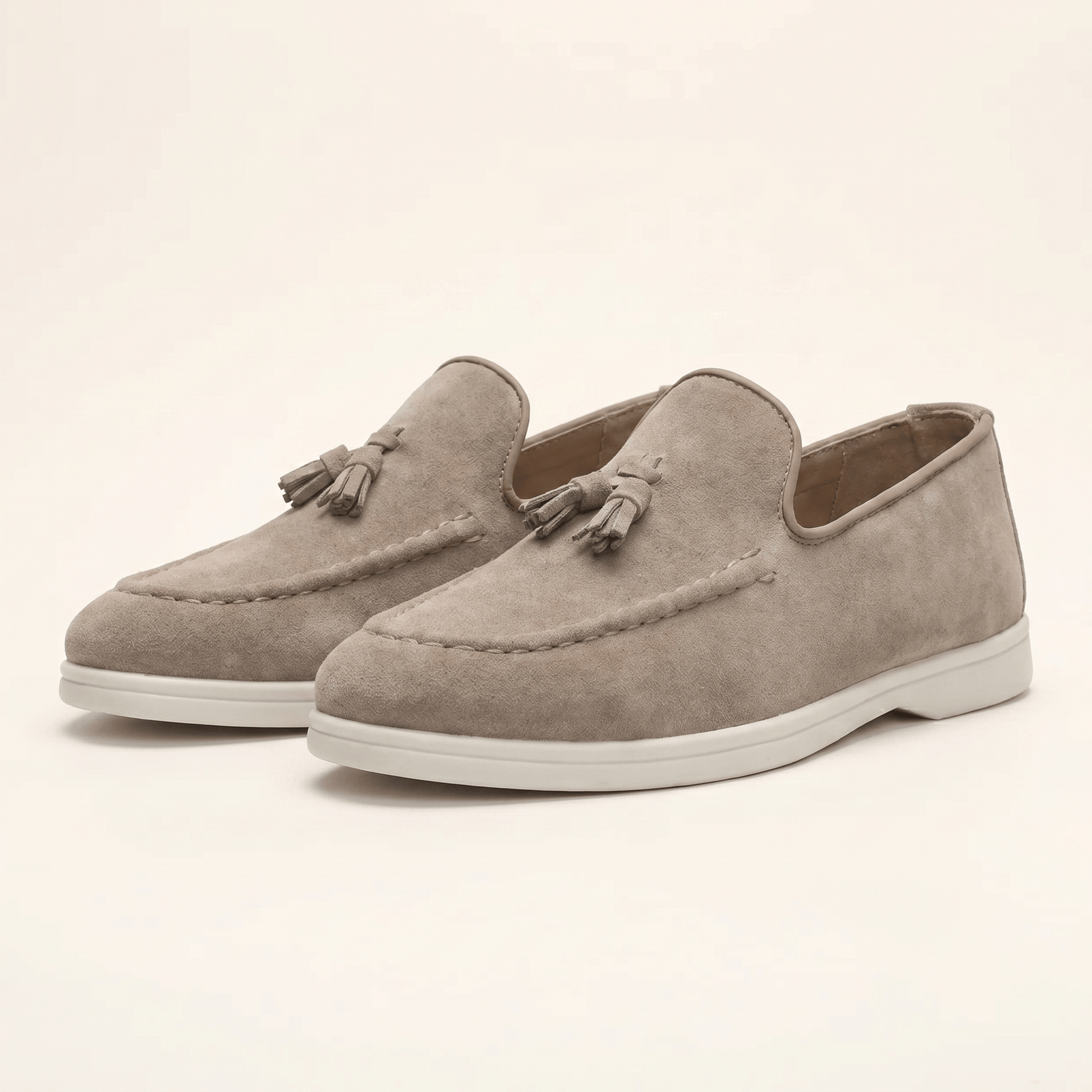Mocassin Homme Slipper à Pampilles en Daim Semelle Blanche