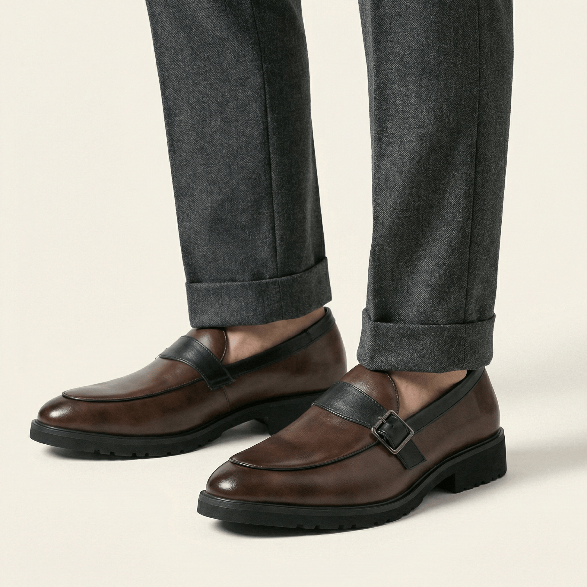 Mocassin Style Monk Strap à Boucle